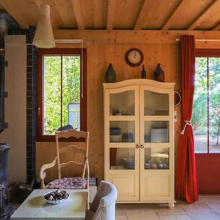 Holiday home Maison Dans Un Parc Boise Jusqu'a 7 Pers, Plages A Pied Le Pradet
