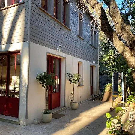 Maison Dans Un Parc Boise Jusqu'a 7 Pers, Plages A Pied Holiday home *