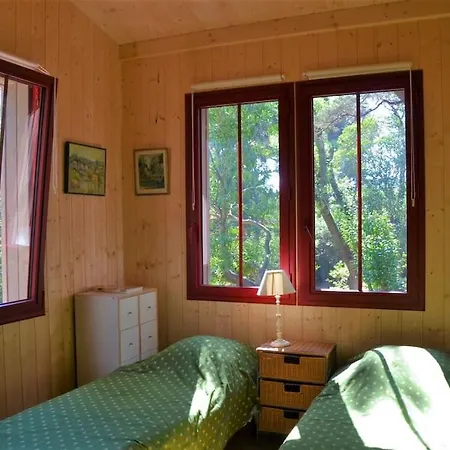 Maison Dans Un Parc Boise Jusqu'a 7 Pers, Plages A Pied *