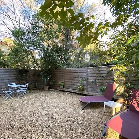 Holiday home Maison Dans Un Parc Boise Jusqu'a 7 Pers, Plages A Pied Le Pradet